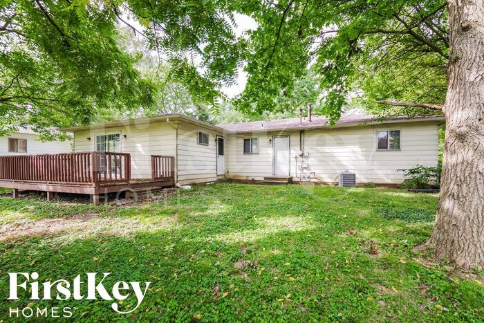 Building Photo - 38 Crestview Dr