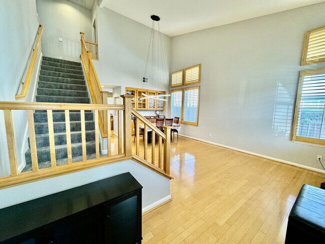 Building Photo - 12 Amberwood Cir