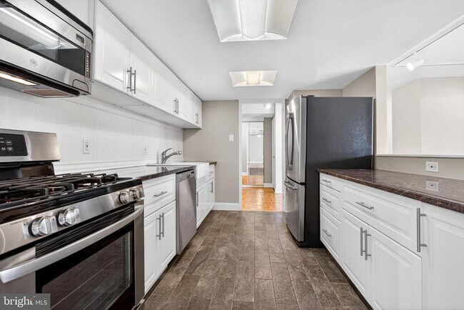 Building Photo - 2401 Pennsylvania Ave