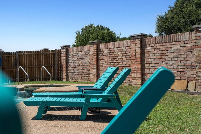 Building Photo - 5795 Brighton Ct