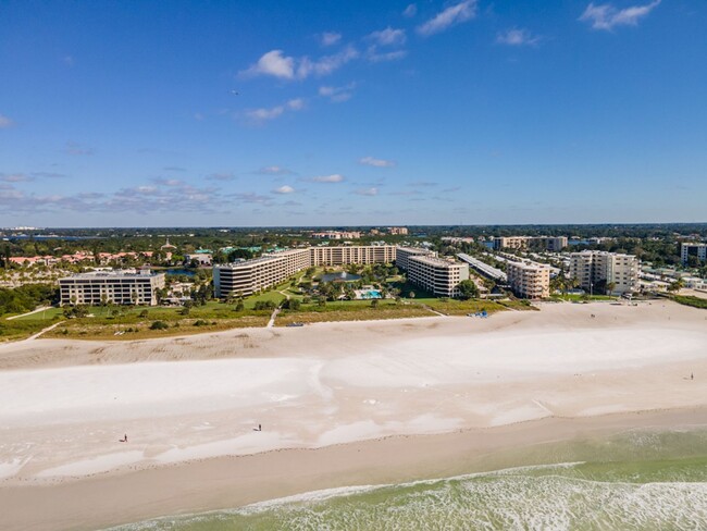 Building Photo - SEASONAL INCREDIBLE SOUTHWESTERN GULF VIEW...