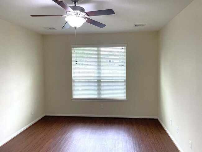 Building Photo - 30607 Gardenia Trace Dr