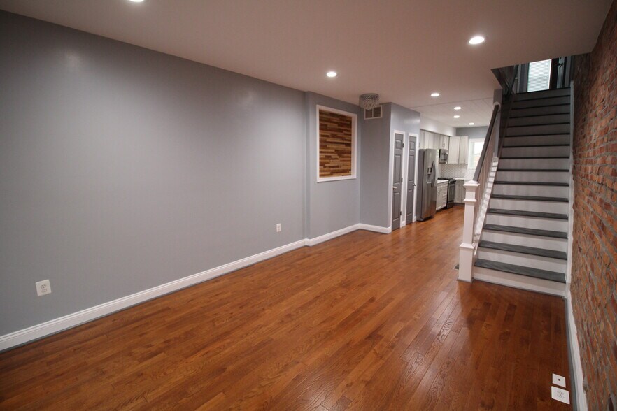 First Floor - 644 S Lehigh St