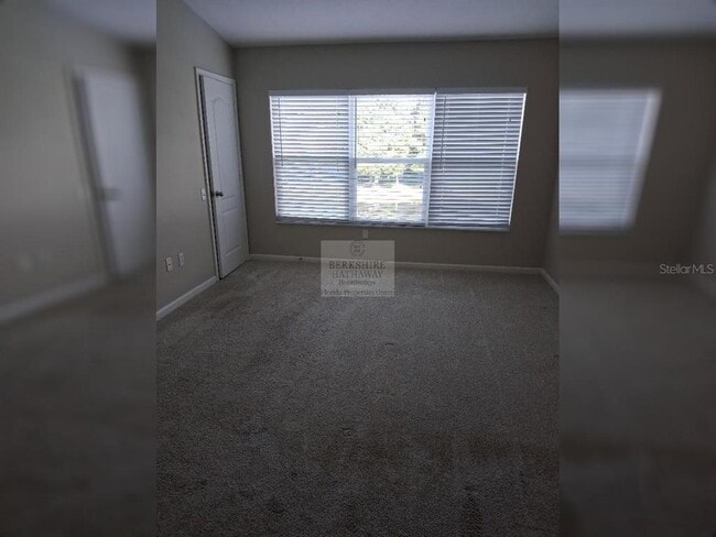 Building Photo - 2534 Glenrise Pl