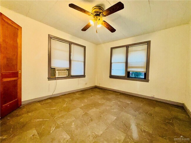 Building Photo - 1601 Redwood Ave