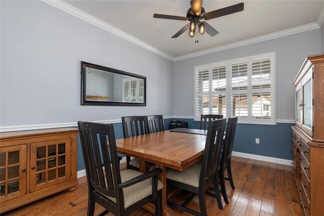 Building Photo - 4859 Augusta Ave