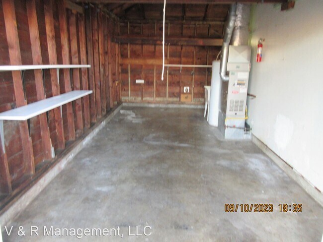 Building Photo - 2 br, 1 bath House - 2275 Silverton Rd NE