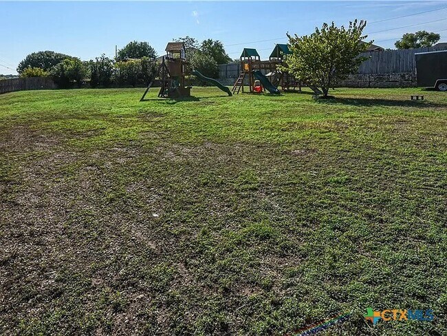 Building Photo - 4910 Bronze Dr