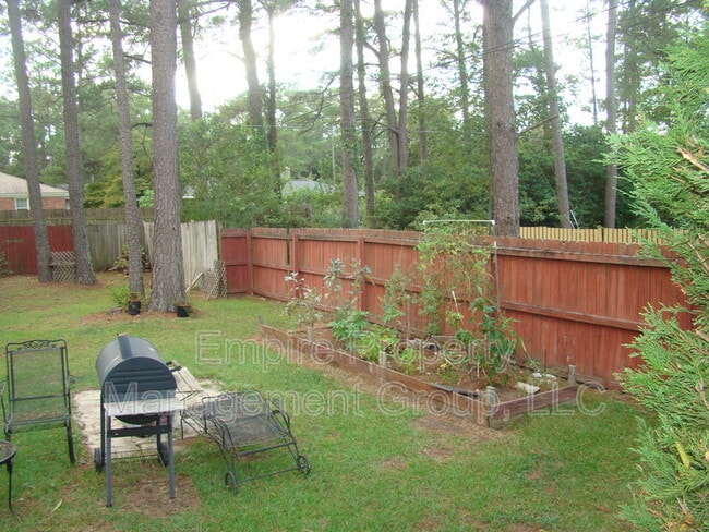 Building Photo - 1607 Willowby St