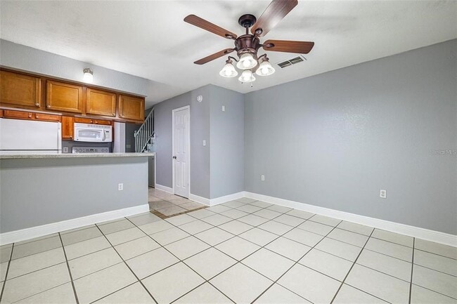 Building Photo - 6211 Oak Cluster Cir