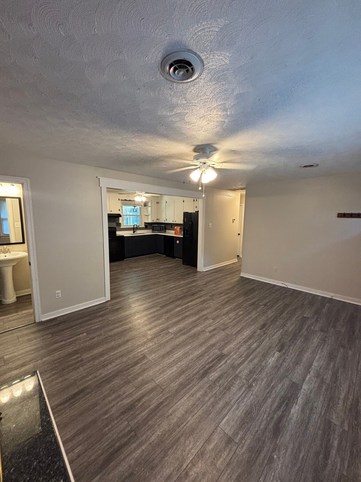 Living Room - 2925 Stanwix Ln