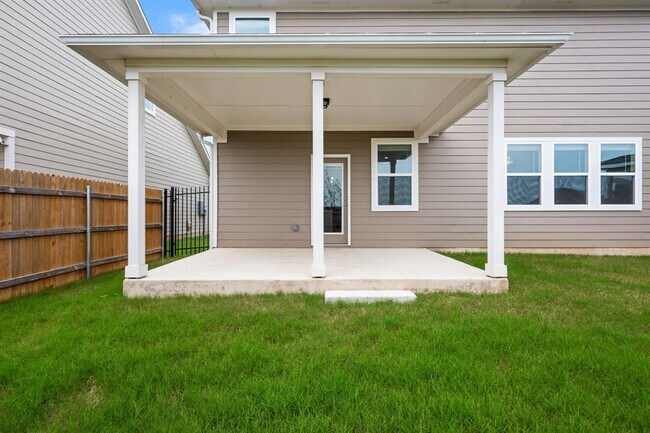 Building Photo - 2902 Tavern Dr