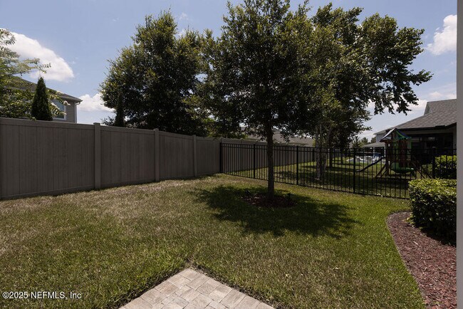 Building Photo - 154 Palisade Dr