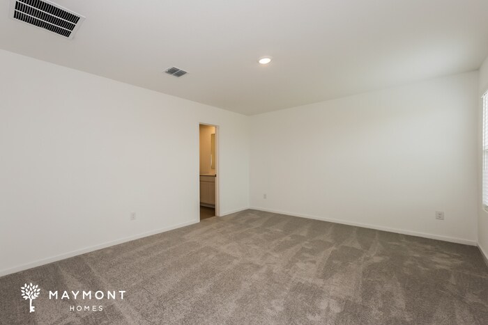 Building Photo - 3025 Tooley Dr