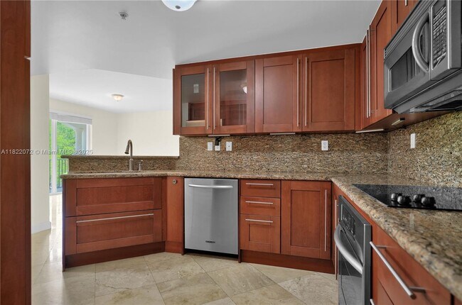Building Photo - 118 Zamora Ave