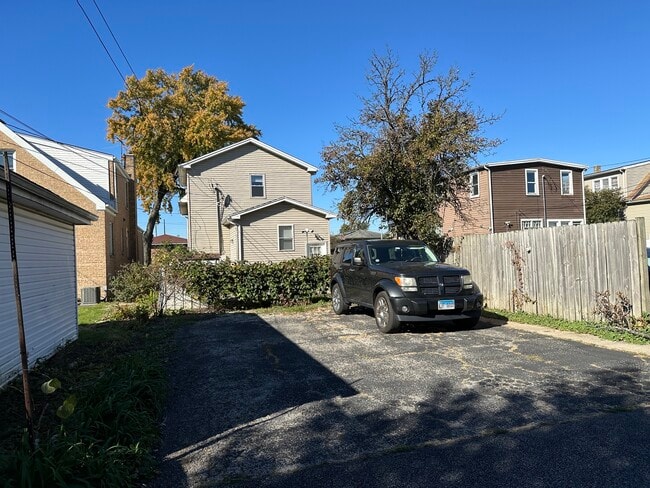 Building Photo - 1407 N 24th Ave
