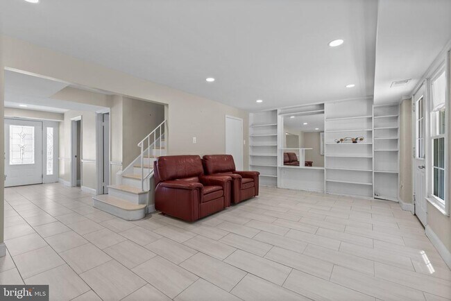 Building Photo - 4305 Birchlake Ct