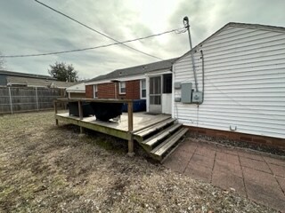 Building Photo - 125 E 35th Pl