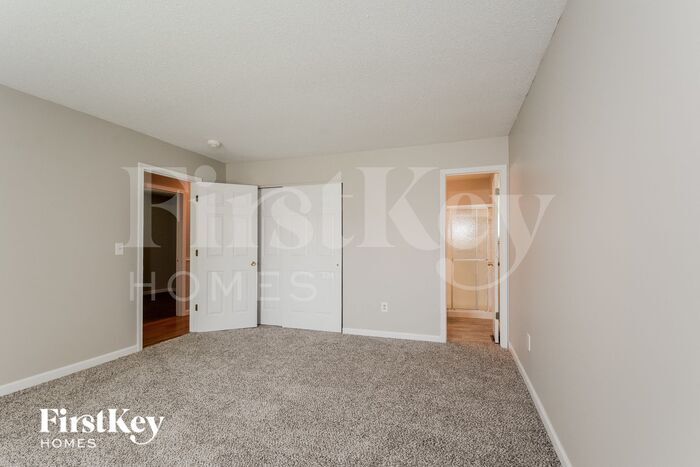 Building Photo - 4610 Chippewa Way