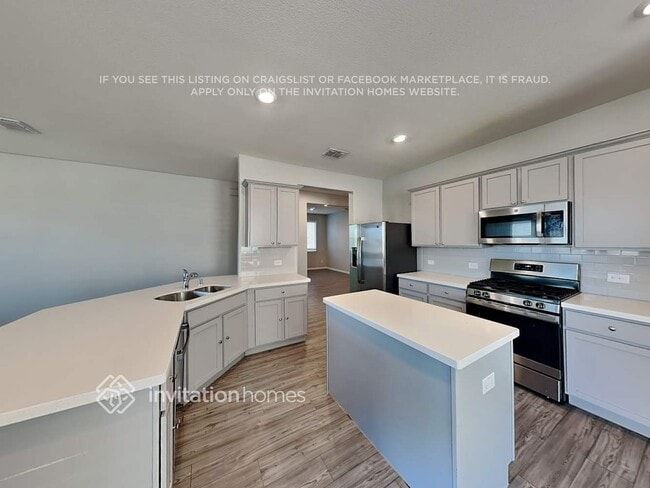 Building Photo - 14836 Grey Feather Trail