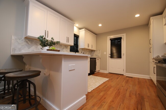 Building Photo - 1007 Vernon St