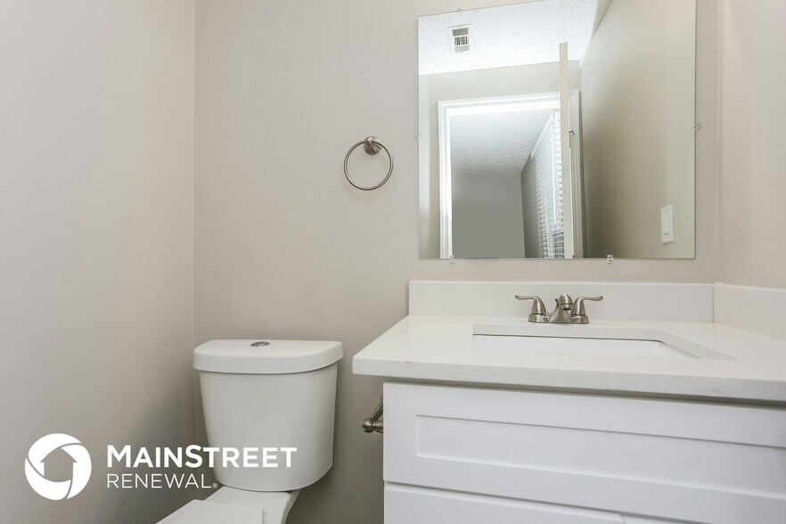 Building Photo - 2153 Scarbrough Rd