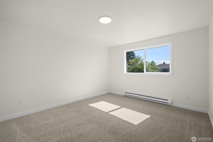 Building Photo - 4 107th St SE