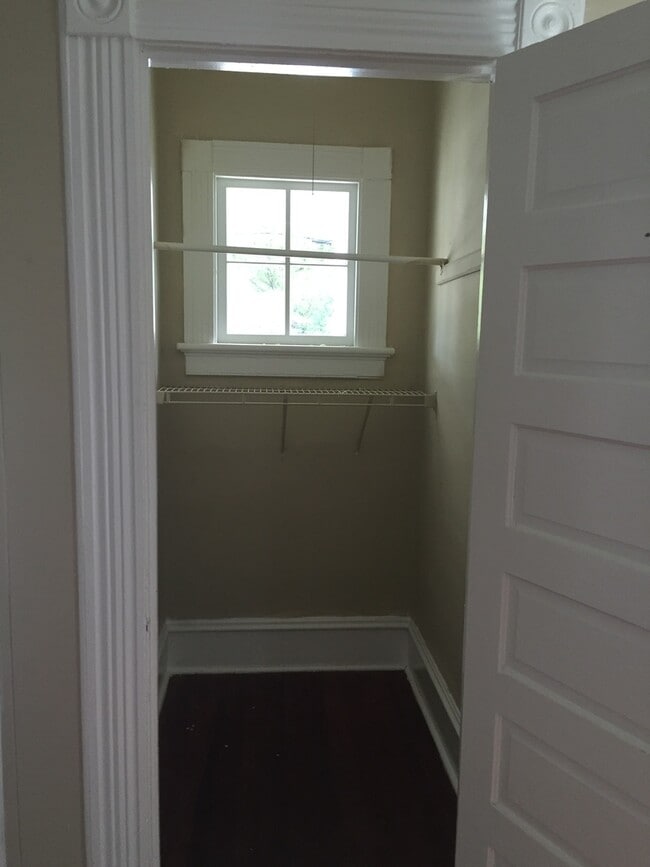 Building Photo - ***Midtown Columbus, GA 3 or 4 Bedroom / 2 Bathroom Home for Rent***