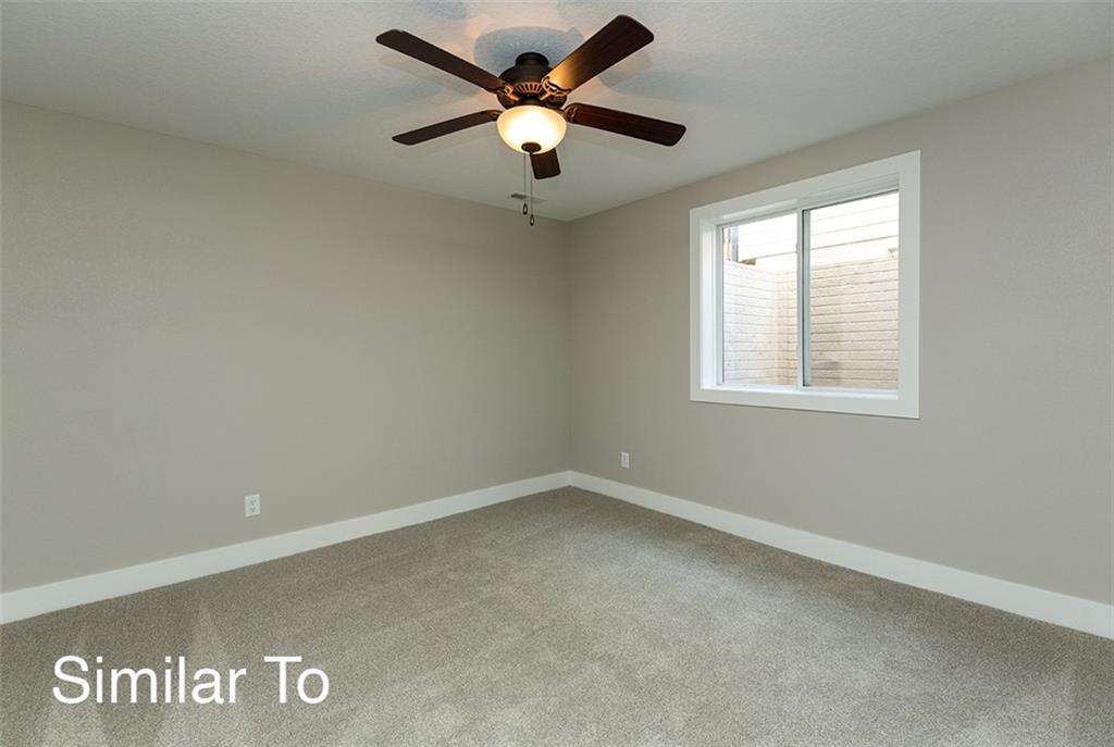 Building Photo - 313 NE Meadow Ln