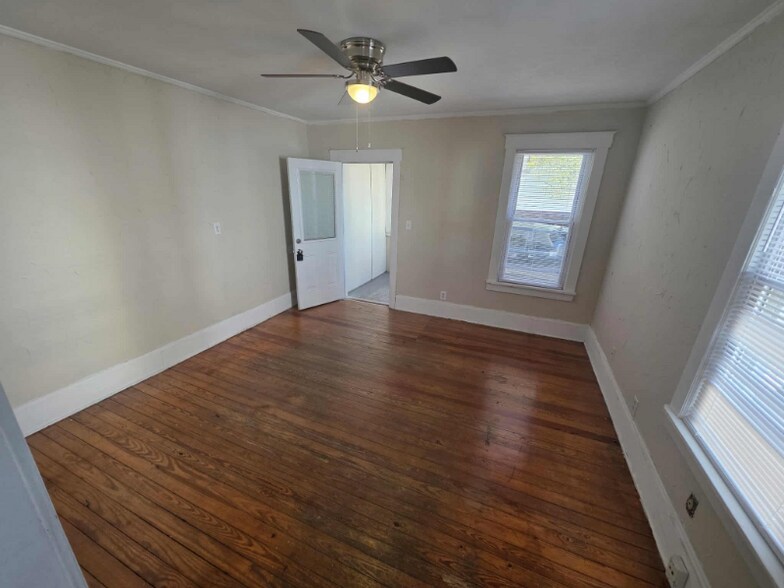 Building Photo - 4074 Skiff St