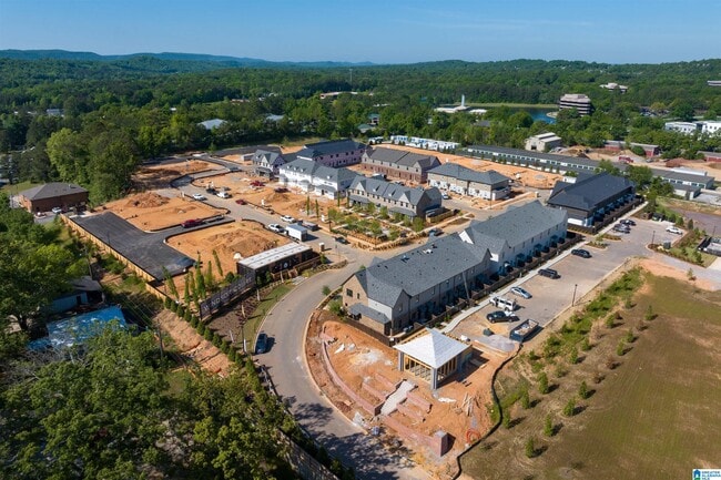Building Photo - 1038 Windsor Dr