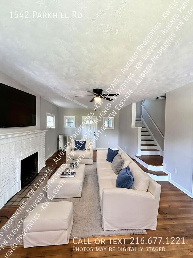 Building Photo - 1542 Parkhill Rd