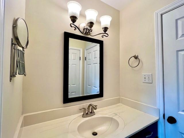 Building Photo - 2739 White Oak Ln
