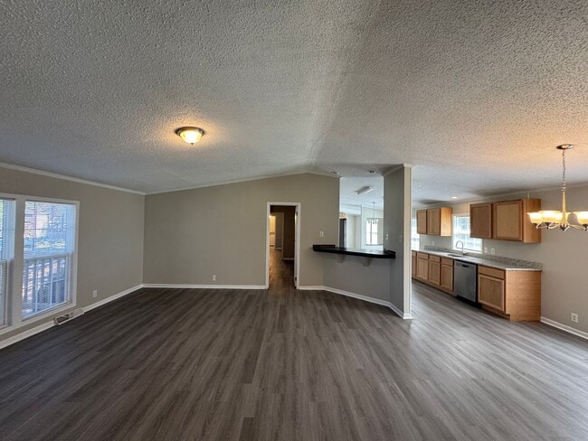 Building Photo - 236 Kue Pass