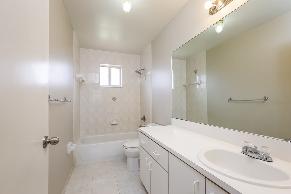 Building Photo - 17938 SW 154 Ct