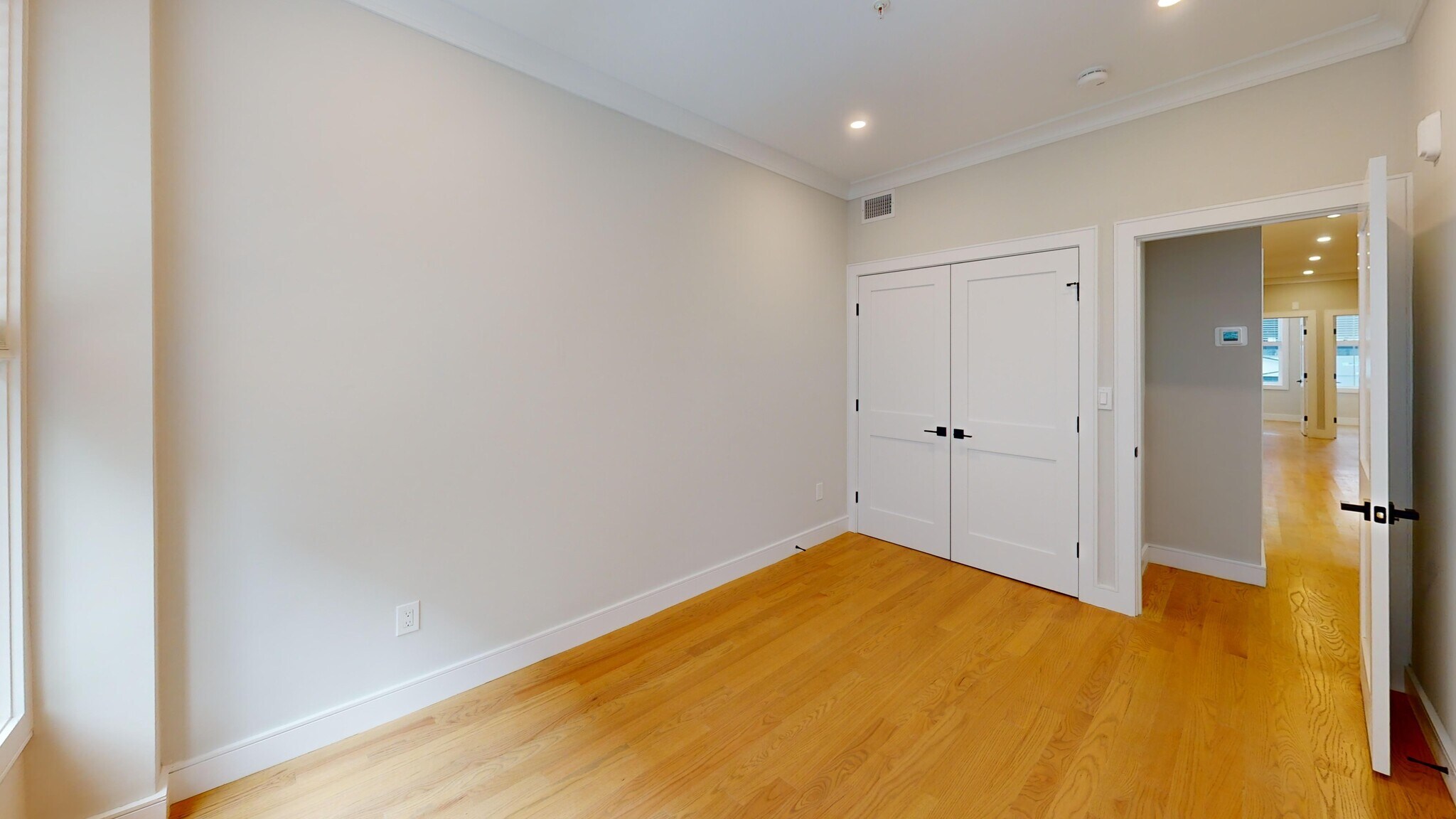 Building Photo - 220 Tremont St