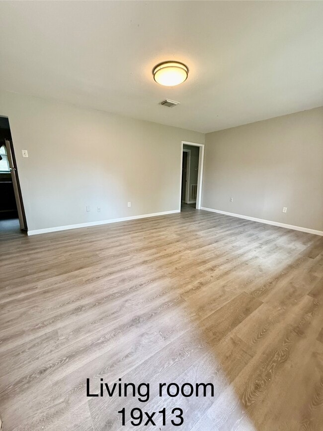 Building Photo - 2309 Peach Ct
