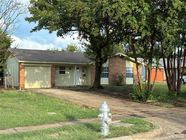 Building Photo - 2622 Foxcroft Ln