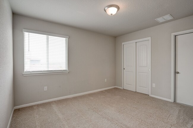 Building Photo - 10602 Tildon Ave
