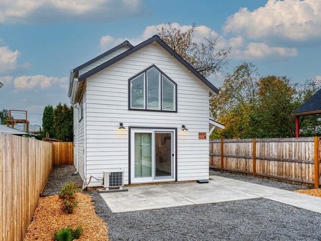 Building Photo - Chic Portland Home with Skylit Bedroom, Loft, and Outdoor Retreat