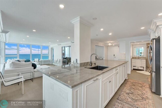 Building Photo - 1620 S Ocean Blvd