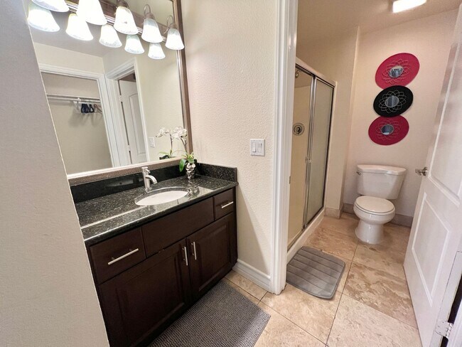 Building Photo - Meridian FURNISHED 2 BDR /2 BATH Luxury Condo - RESORT STYLE LIVING, 1-1/2 Blocks From The Heart ...