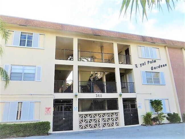 Primary Photo - 348 S Federal Hwy