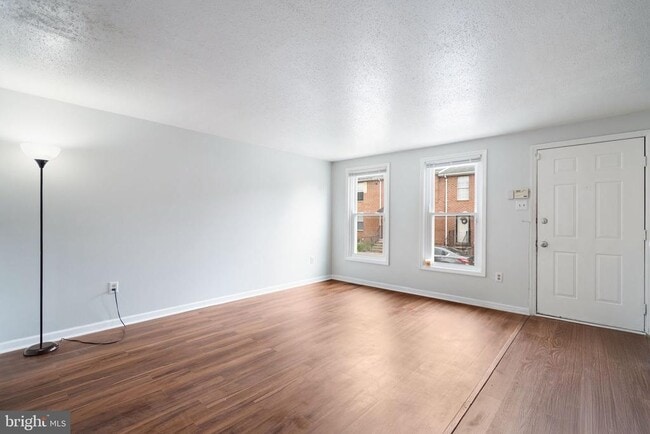 Building Photo - 1326 N Stockton St