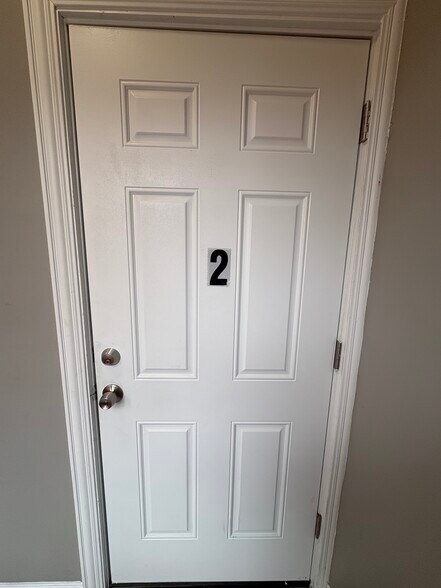 Building Photo - 7414 S Maryland Ave