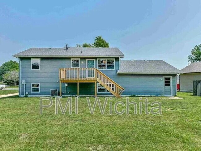 Building Photo - 7 Langston Dr