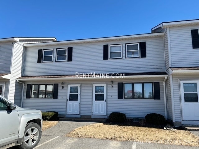 Building Photo - 15 Burleigh Rd