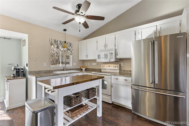 Building Photo - 7535 Churchwood Cir