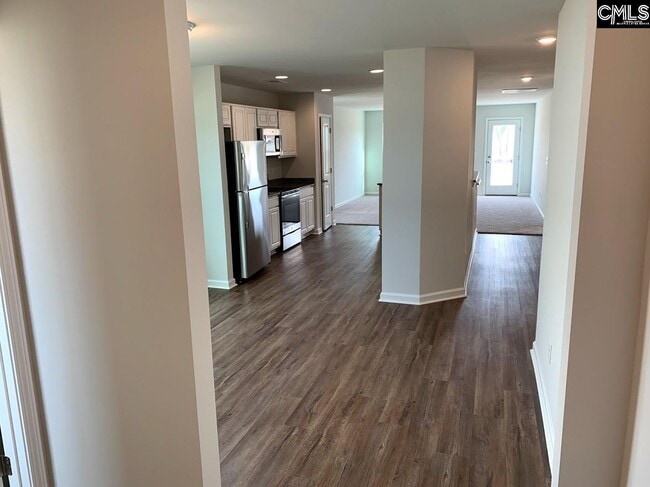 Building Photo - 216 Freeman Dr