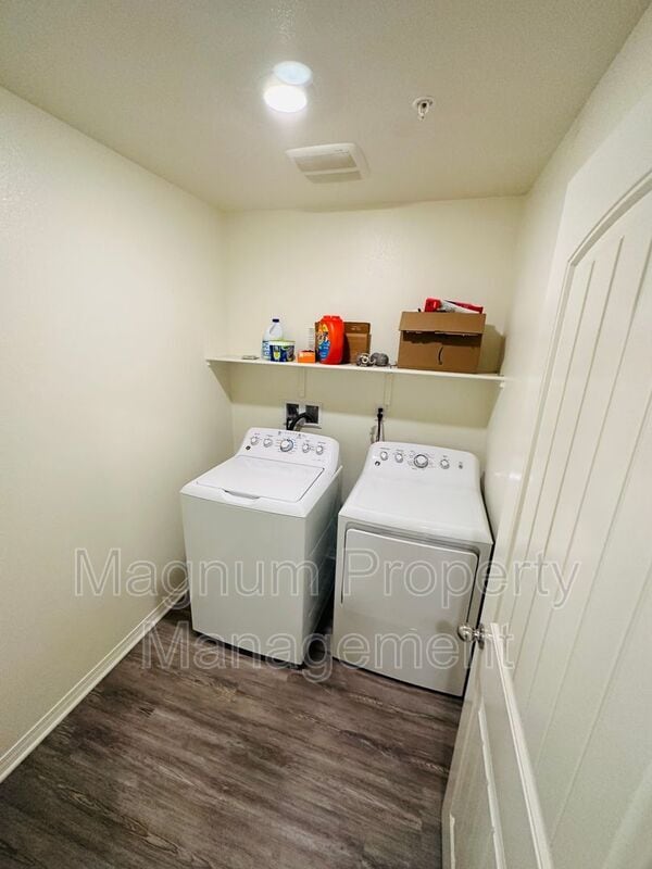 Building Photo - 24120 Dolcetto Ave